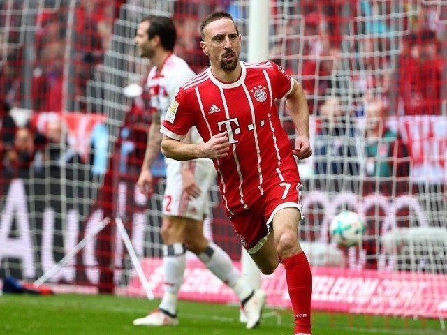 美因茨1-1汉堡，阿米里凌空破门，法比奥-维埃拉任意球扳平