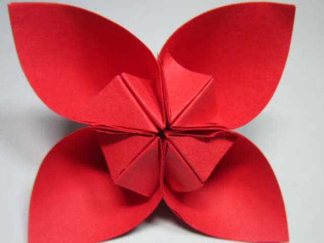 儿童手工折纸花朵,简单漂亮的四瓣花折法,diy手工制作视频教程.