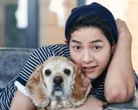 王旭鹏发行专辑《曾经》 抱吉他忆青春