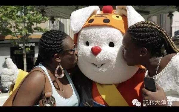 戛纳电影节黄牛票售罄!各位蹭红毯小能手来年