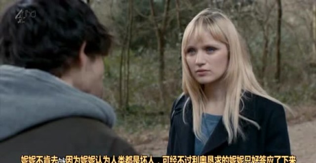 男孩非礼机器人,可机器人却一脸疑惑的看着他