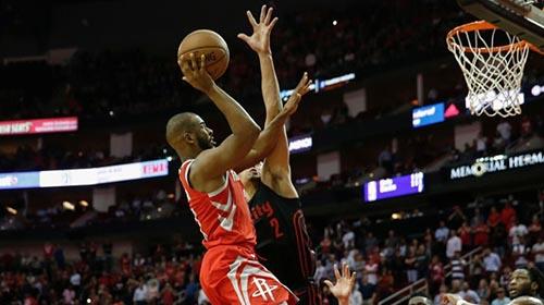 nba有人罚球打板吗，nba有人罚球打板吗现在
