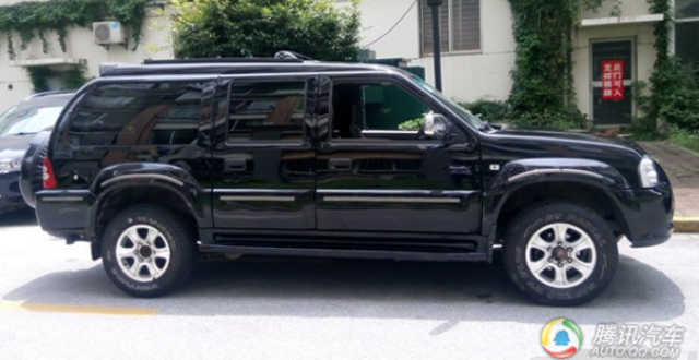 跨界当歌手 刘涛最爱奔驰G65 AMG