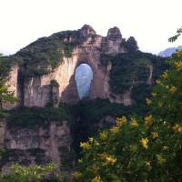 杨幂郭采洁时代姐妹花合唱《时间煮雨》,让人