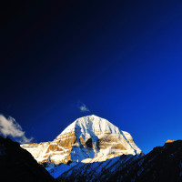 机场偶遇女神韩雪,我被她脚上的鞋子吸引了!