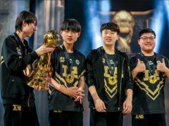 季中赛RNG与闪电狼语音曝光,Karsa一句我不