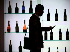 解密进口红酒的假冒江湖:A货泛滥,你喝的拉菲