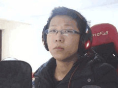 韩服王者600点怒掉钻3 余小C反向冲分引网友