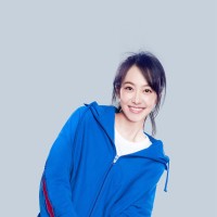 女明星怀孕:杨幂只是胖肚子,看到她才知道,正常