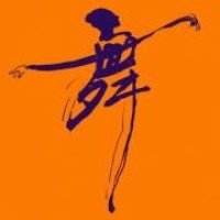 广场舞《妈妈的舞步》动感时尚,好听更好看!