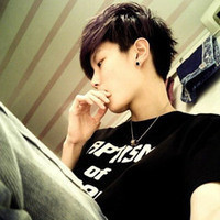 国际巨星成龙、上韩国综艺节目跑男、备受欢迎