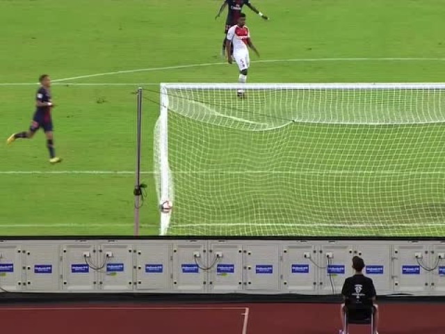 [体育早报]NBA非洲赛世界队3连胜 利物浦5-0大胜