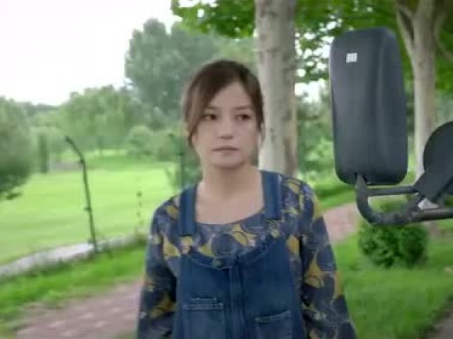 《虎妈猫爸》 赵薇开大卡车送孩子回家