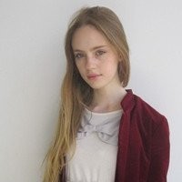 宝马妹怀孕了,挺着大肚子给小警察布置婚房