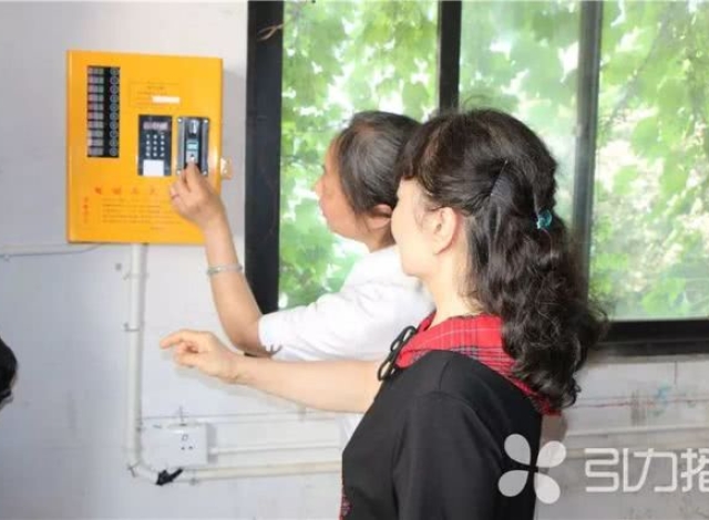 扬州夫妻建红包群拉人赌博 1个多月非法获利近