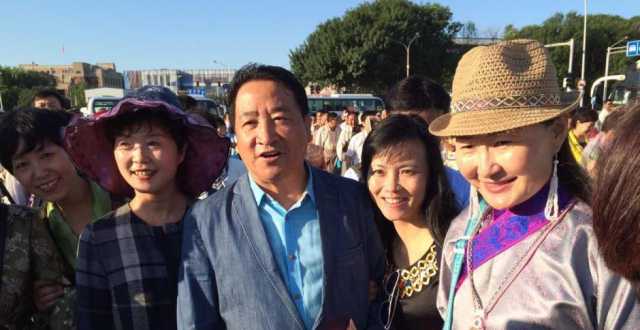 关八回应唐嫣工作室起诉:不会删视频