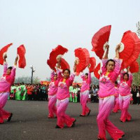 紧身裤dj慢摇广场舞《大啵女郎》