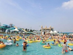 海洋公园女储物间设监控 有游客换衣被拍