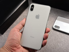 江西抢棺砸棺:老人大声痛哭,他们跳进棺材,要与