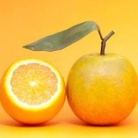 太恐怖了!克里斯安吉尔街头魔术失误,钢筋刺穿