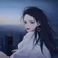 张靓颖演唱会用棺材和坟地做开场,她与冯轲的