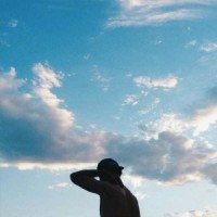 想要学习抬头蛙泳?先看看自己能不能埋头换气