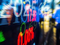 大赢家彩票双色球走势图:幸运球迷!巴萨大将这