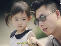 《偶像练习生》联合时尚芭莎推出情书栏目,蔡