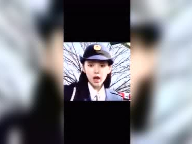 国分佐智子 饰《铁甲小宝》里面的一个女警察