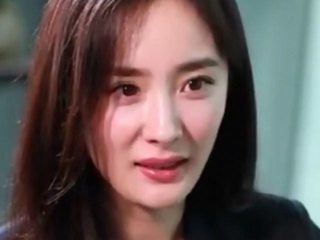 幂离婚后心情倍儿好,上符号晒童年旧照笑夸自可爱节目带昵称女生图片