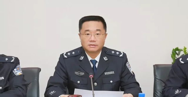 裴凯:提高政治站位 拉紧责任链条 形成强大合力 推动扫黑除恶专项斗争