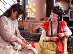 《天天有喜》的白梅瑛有婴儿肥?6年后的她,美成"蛇精脸!
