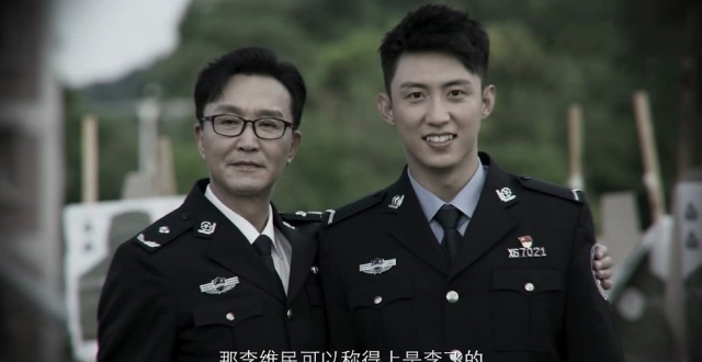 《破冰行动》:黄景瑜嫌像素太高毁颜值,演技得吴刚隔空表扬