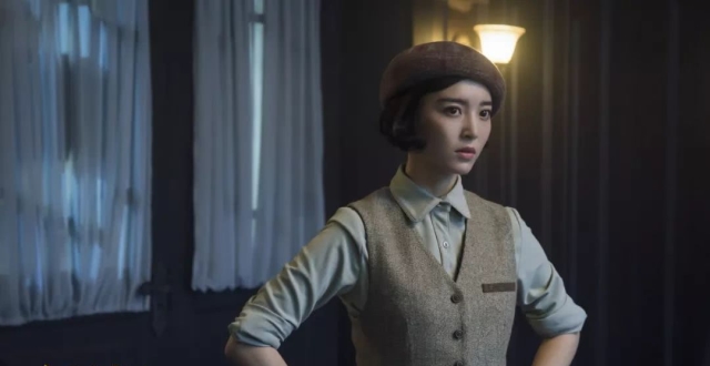 《绅探》秦小曼不是甜宠型女主,尤靖茹也不是被框住的女演员