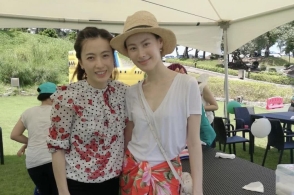 梁洛施双胞胎儿子生日吸引甘比带孩子到贺,这是李家第三代的魅力