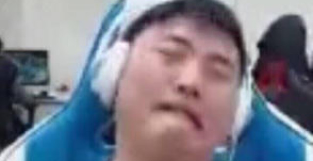 元宝好方法 《贪玩蓝月》摆摊玩法分享会