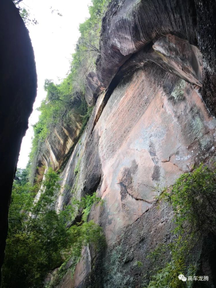 丹霞山长老峰景区