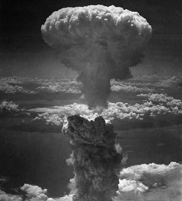 1万吨,广岛原子弹1.3万吨,为何长崎损失更小