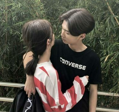 90后最近流行的情侣头像:谁说痴情的守候,等不到黎明!