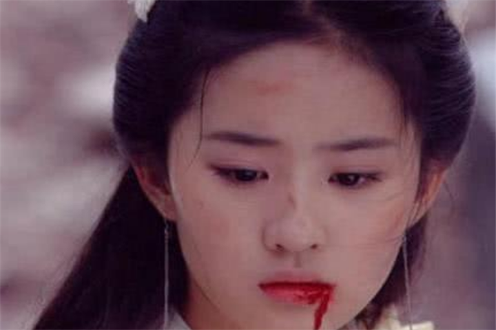 古装女星"吐血照:刘亦菲动人,杨幂霸气,图5被做成表情包!