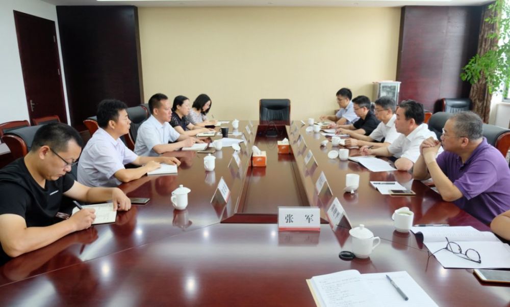 张家港市人大常委会副主任顾放带队督办重点代表建议