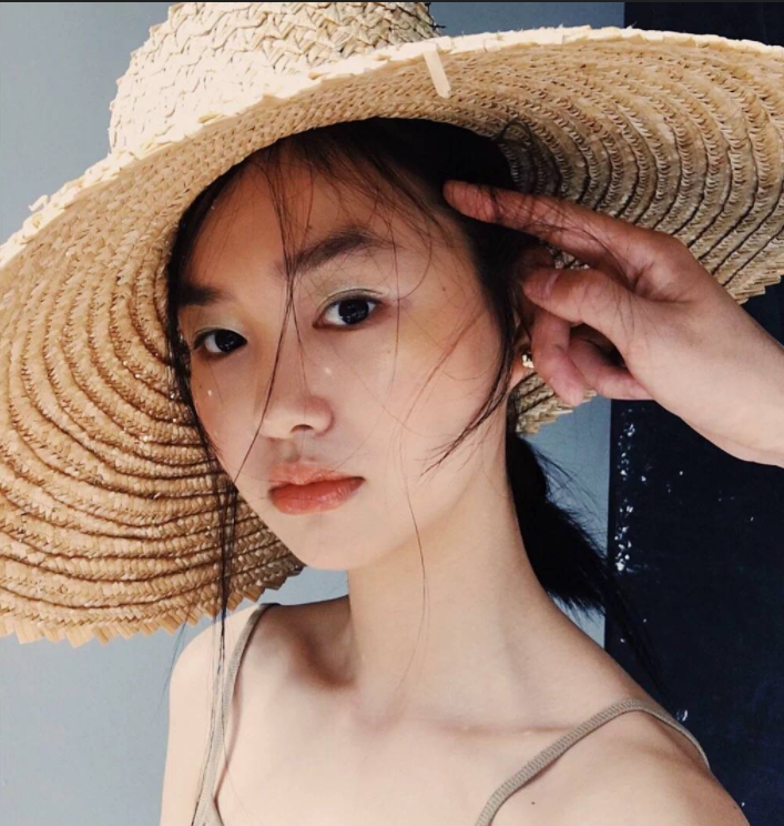 清冷·公主风·女生头像:我不喝酒,但我说过醉话