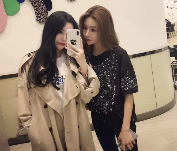 温婉闺蜜合影,停车场女孩,温婉照骗,网红照骗,撞脸鞠婧祎