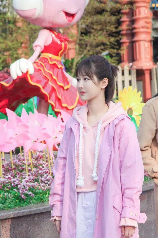 get杨紫剧中的装扮,少女魅力