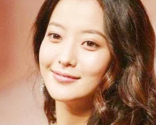 韩国第一冻龄美女金喜善,42岁颜值未改,整容传闻不攻自破!