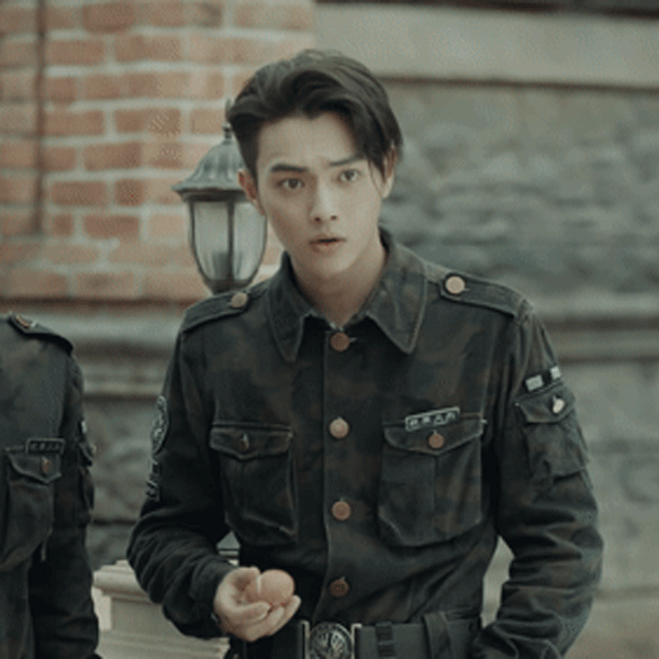 可a可甜,能驾驭各类杀马特发型的许凯,成新晋热门