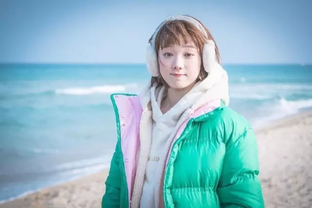 她为角色增肥8斤变丑剪短发,却美到抢全智贤风头