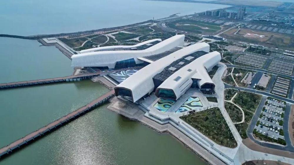 国家海洋博物馆是今年五一才开放的,它是第一座国家级海洋博物馆.
