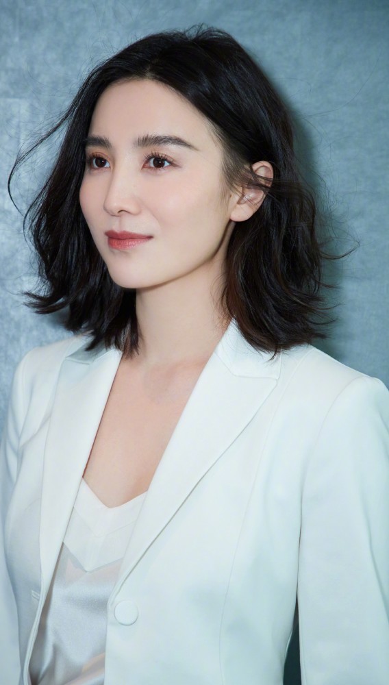 宋佳精美壁纸,一位气质爆表的女演员