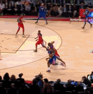 晚年科比大帽巅峰詹皇,这画面太经典,他才是最接近乔丹的巨星!